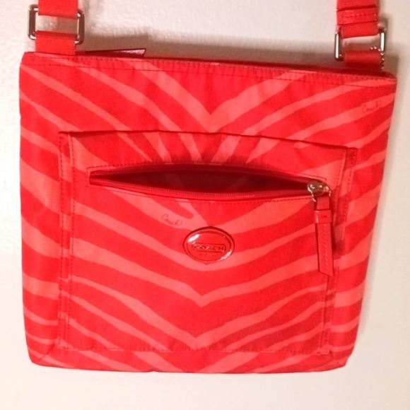 Gorgeous Coral Coach Purse - Picture 3 of 9